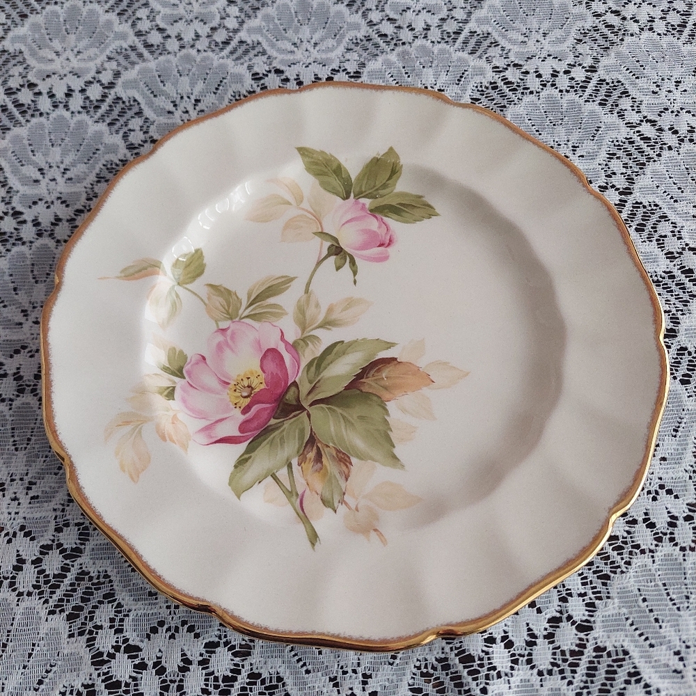 Johnson Bros 8-inch Pink Rose Floral Salad Plates Set of 3 Sovereign Potters D22